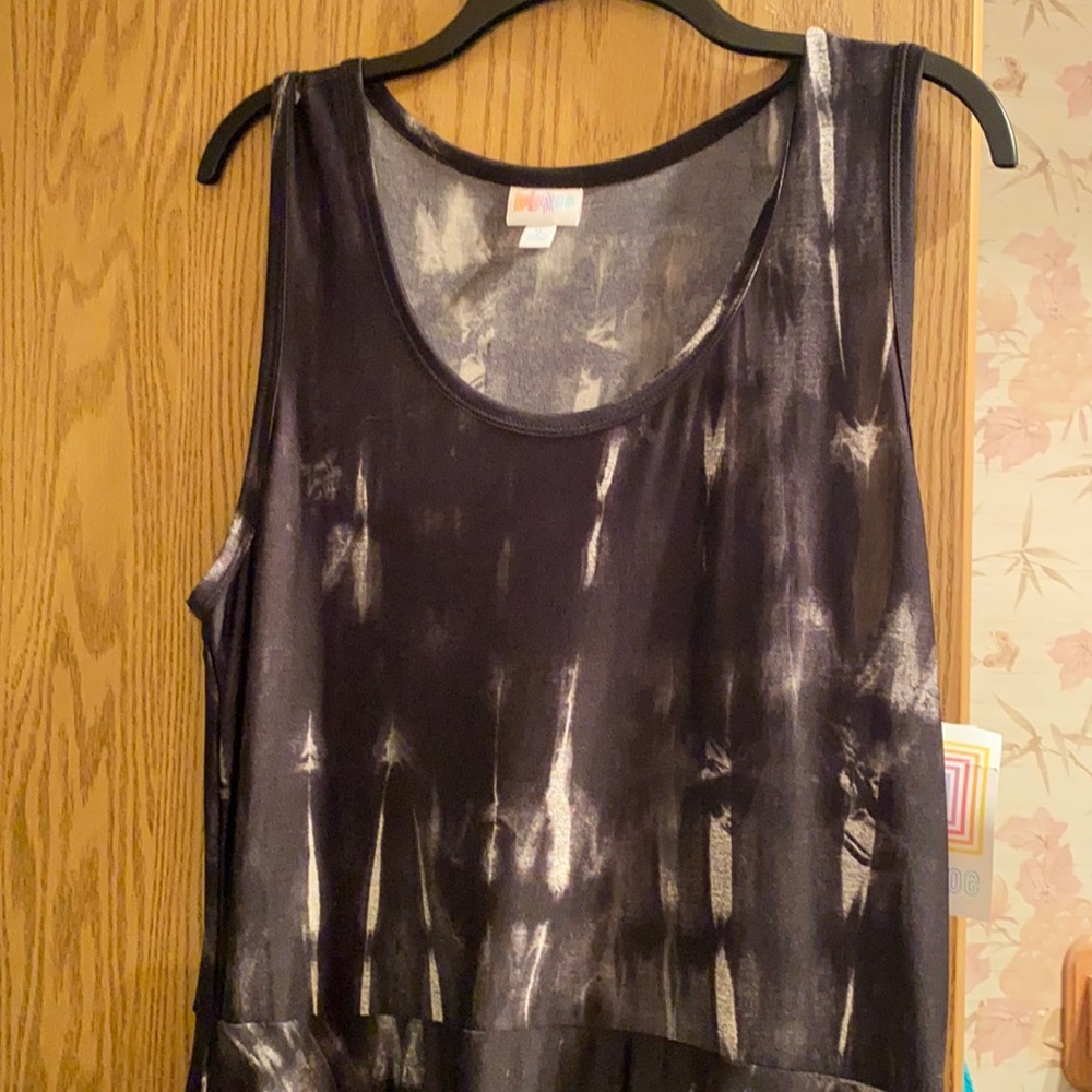 NWT Lularoe Nicki